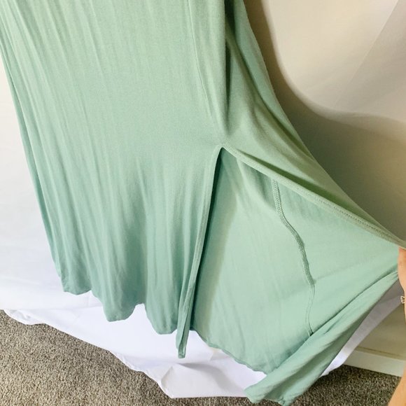 Forever 21 Sage Ruffle Sleeve Maxi Dress Size S - Picture 6 of 6